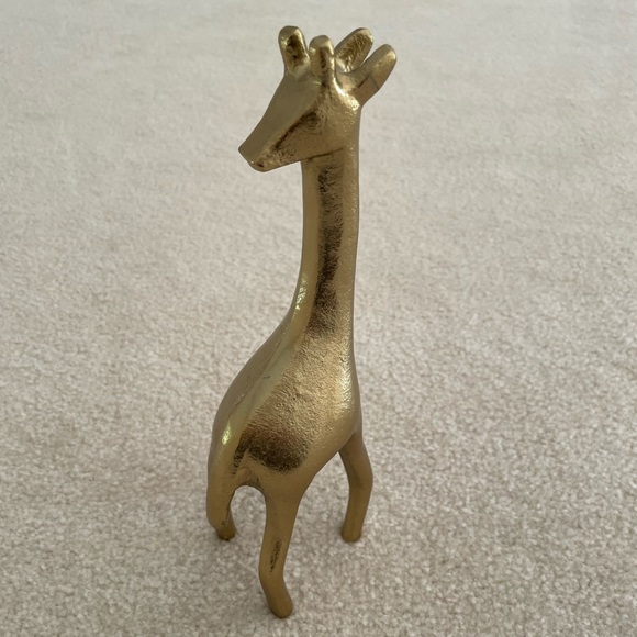 Decorative Gold Metal Giraffe Object - Picture 2 of 3